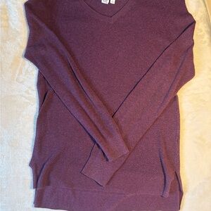 Women's GAP Burgundy Knitted Sweater
